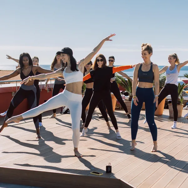 Un cours de Dorothée sur un rooftop à Nice